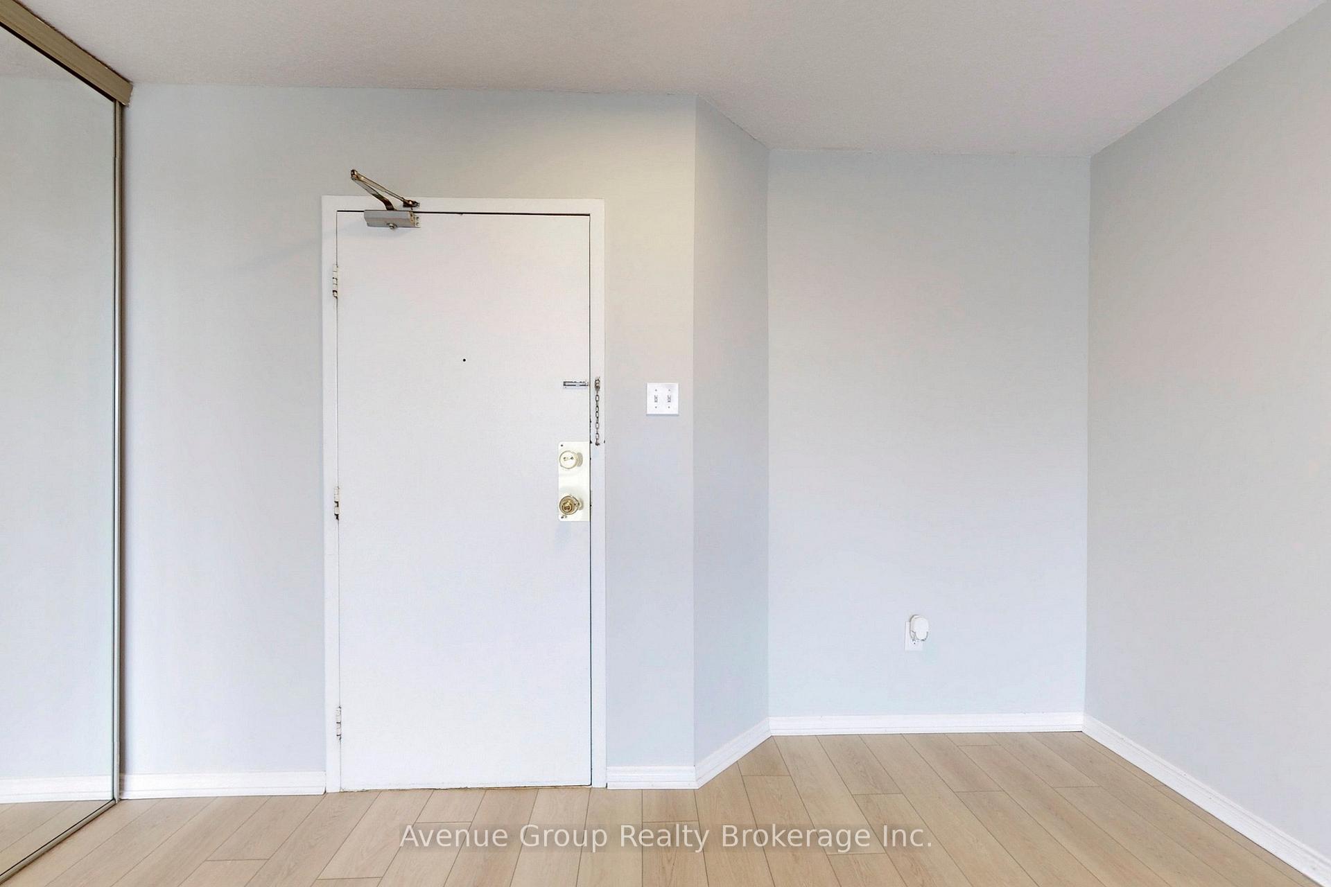 3 Bedrooms Condo at 1703 Mccowan, Toronto For sale