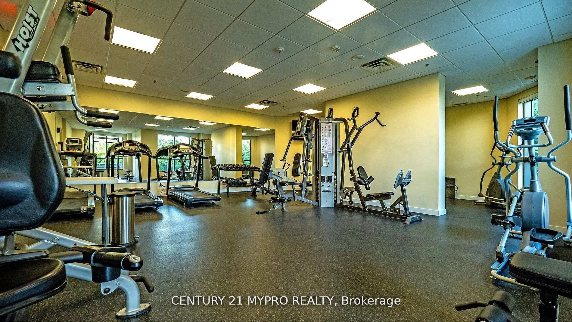 2 Bedrooms Condo at 840 Queen’s Plate,  Toronto For sale