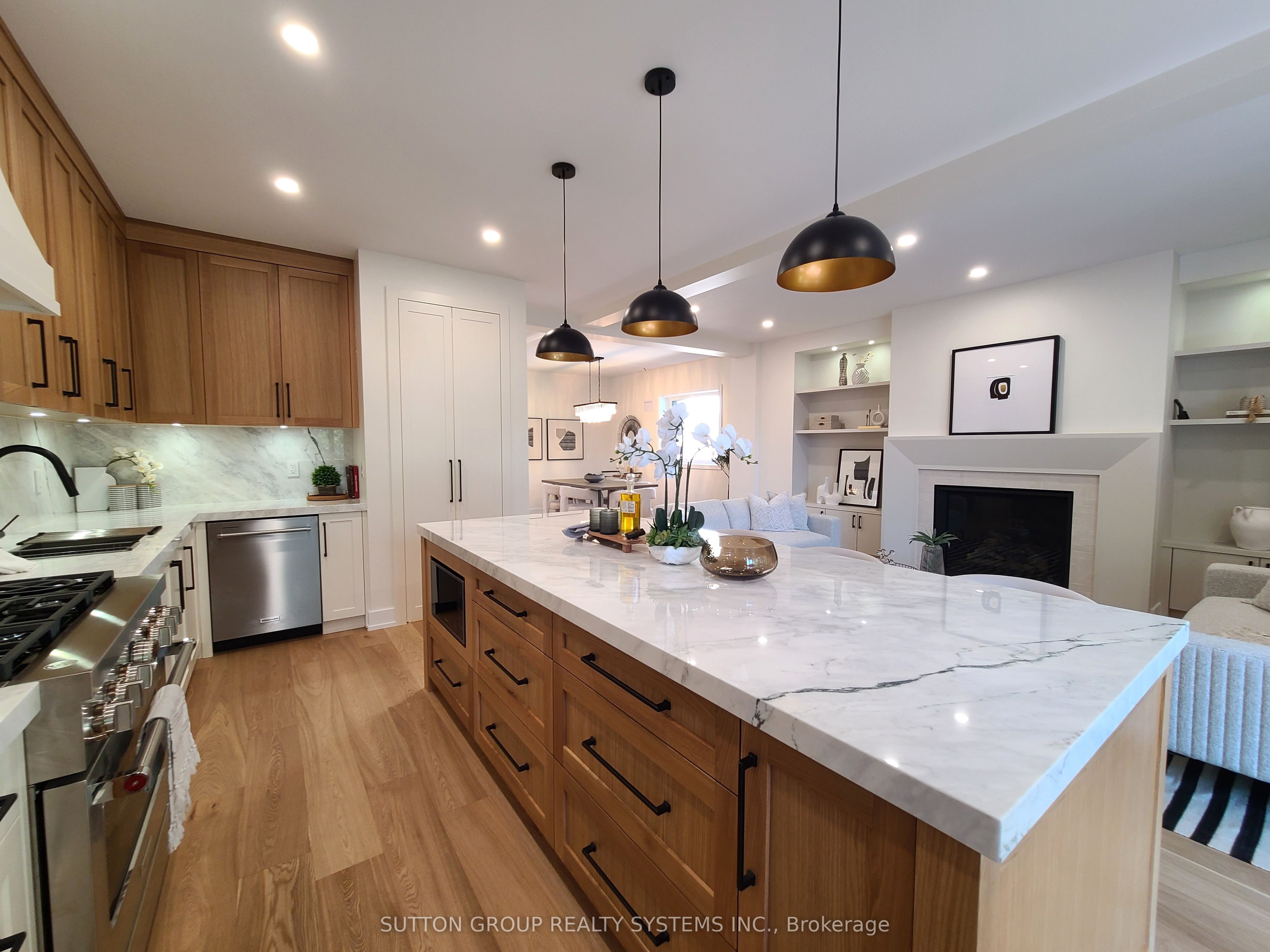 21 South Kingsway