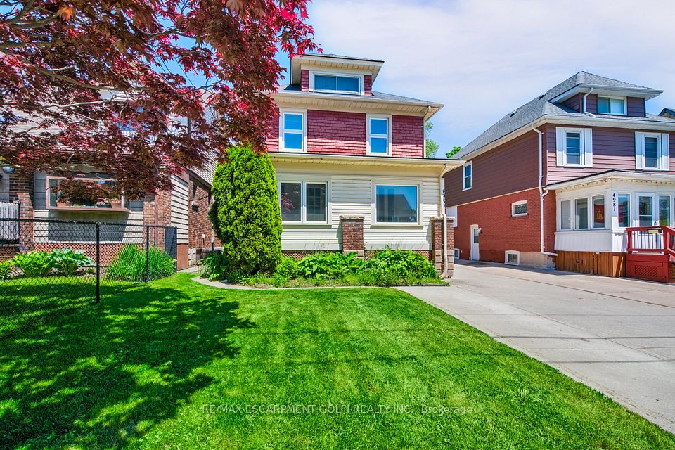4989 Willmott Street, Niagara Falls, ON L2R 1Z9