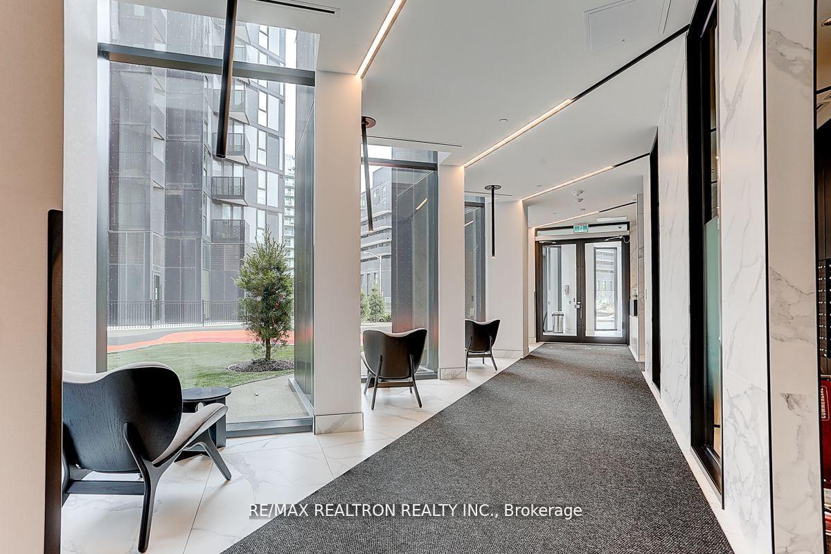 2 Bedrooms Condo at 30 Tretti,  Toronto For sale