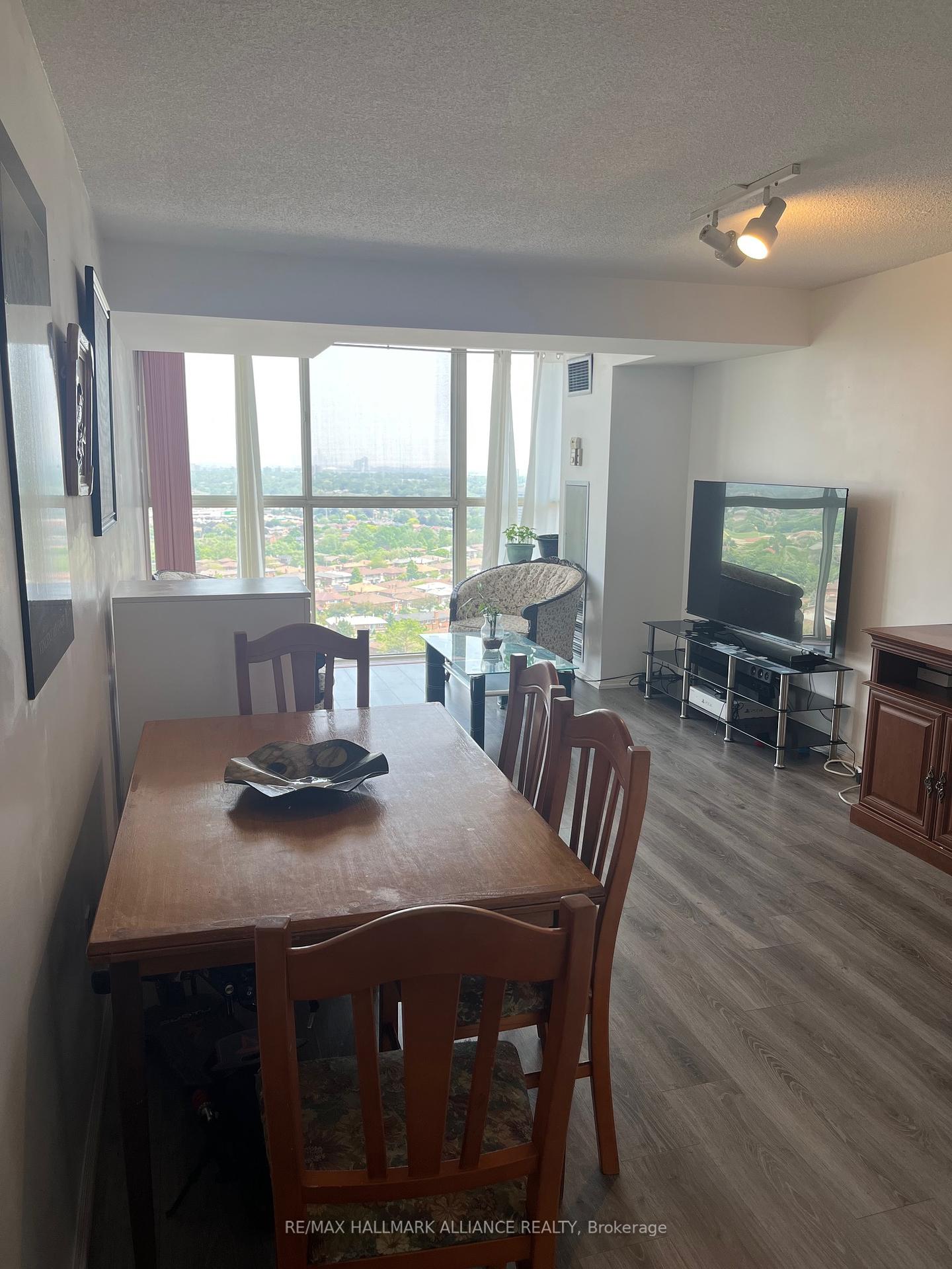 1 Bedroom Co-op at 4205 Shipp, Mississauga For sale