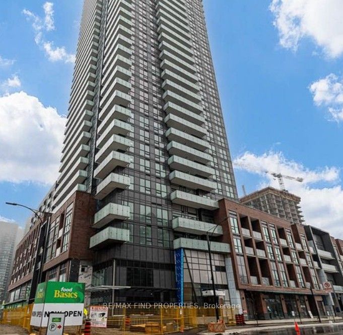 430 SQUARE ONE