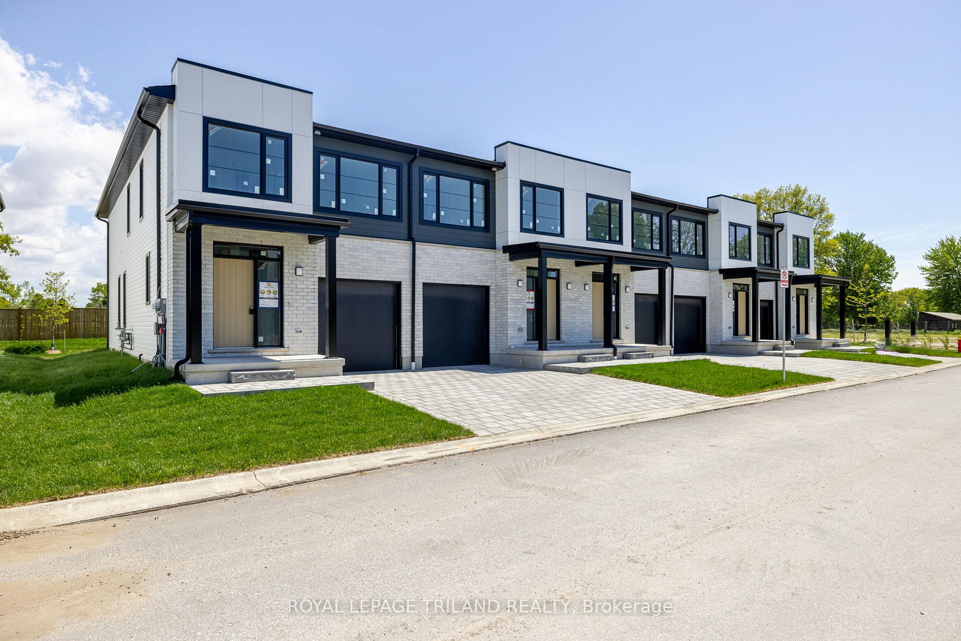 #4 - 101 SWALES Avenue ; MLS ID: X12101245