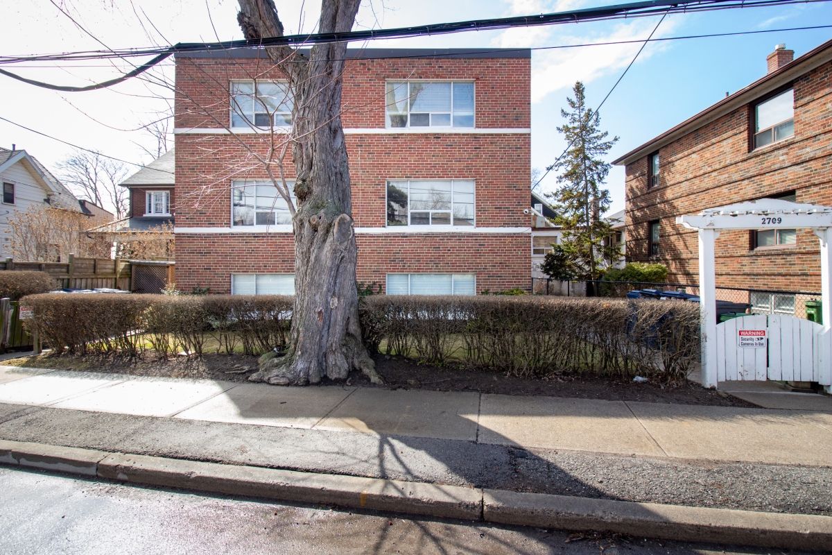 2709 Lake Shore Boulevard Toronto W06 Ontario M8V 1G6