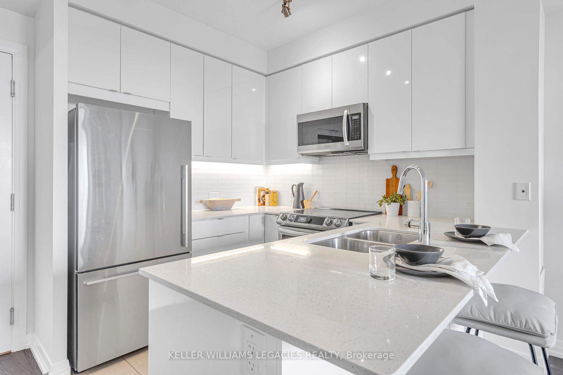 2 Bedrooms Condo at 50 Thomas Riley, Toronto For sale