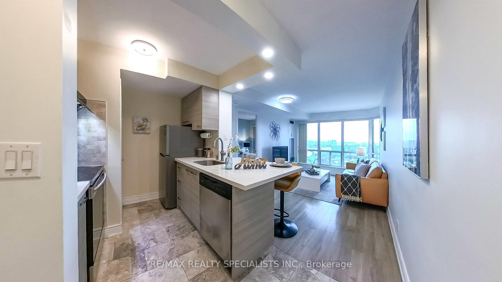 1 Bedroom Condo at 8 LEE CENTRE, Toronto For sale
