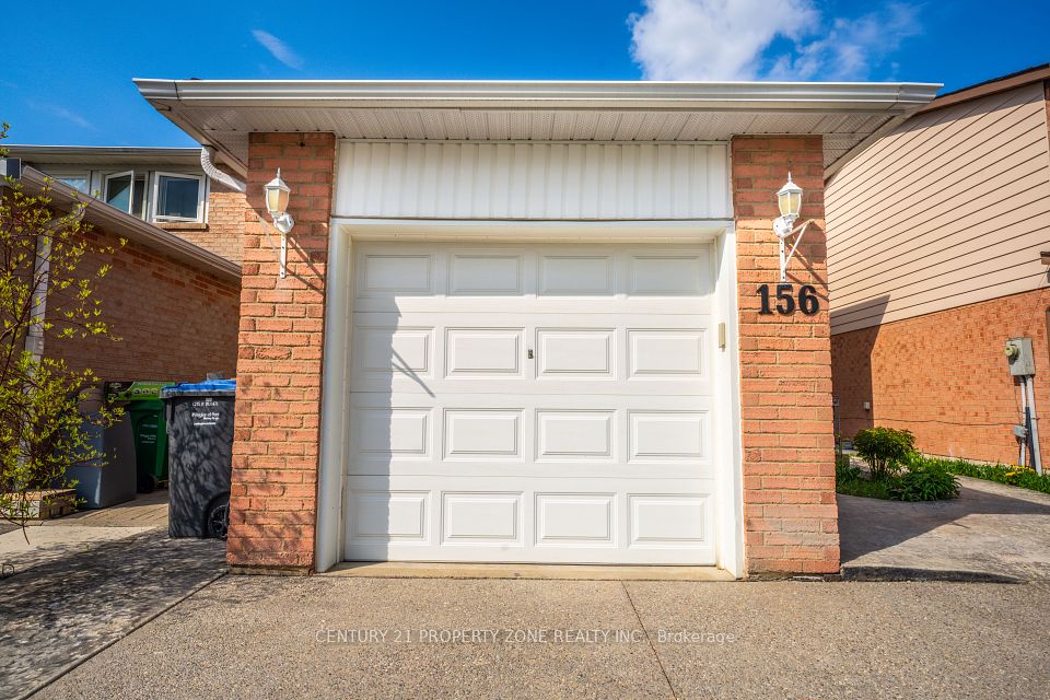 156 Martindale