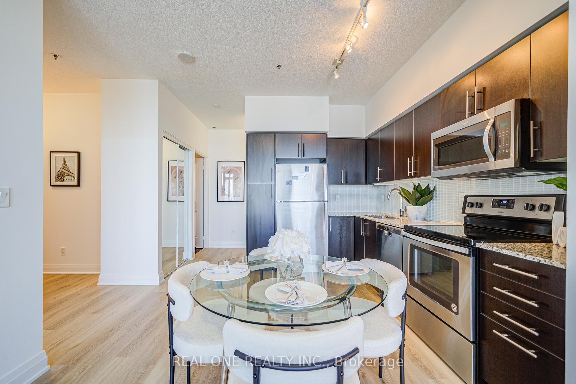 1 Bedroom Condo at 55 SPEERS, Oakville For sale