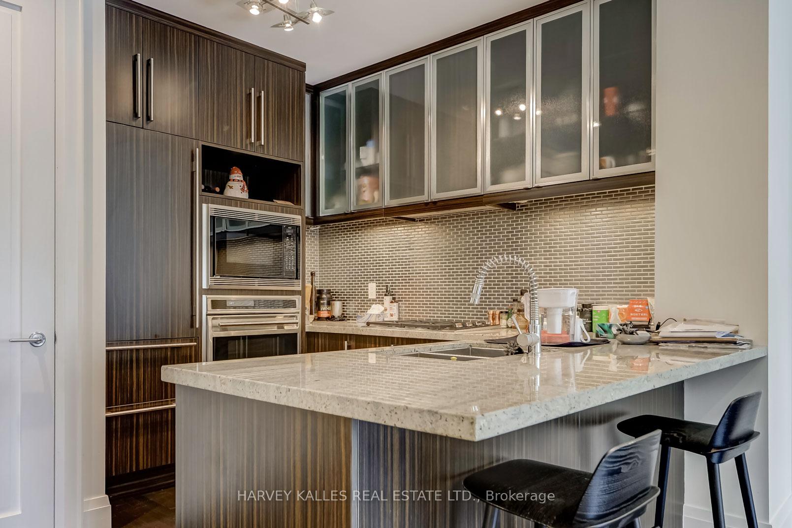 80 Yorkville Avenue 501