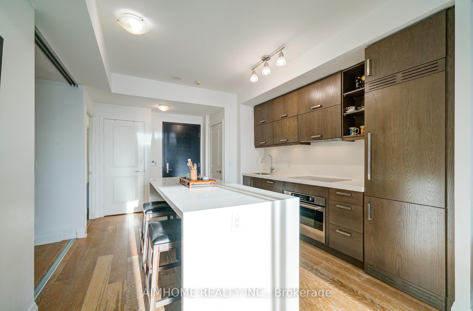 2 Bedrooms Condo at 1080 Bay, Toronto For sale