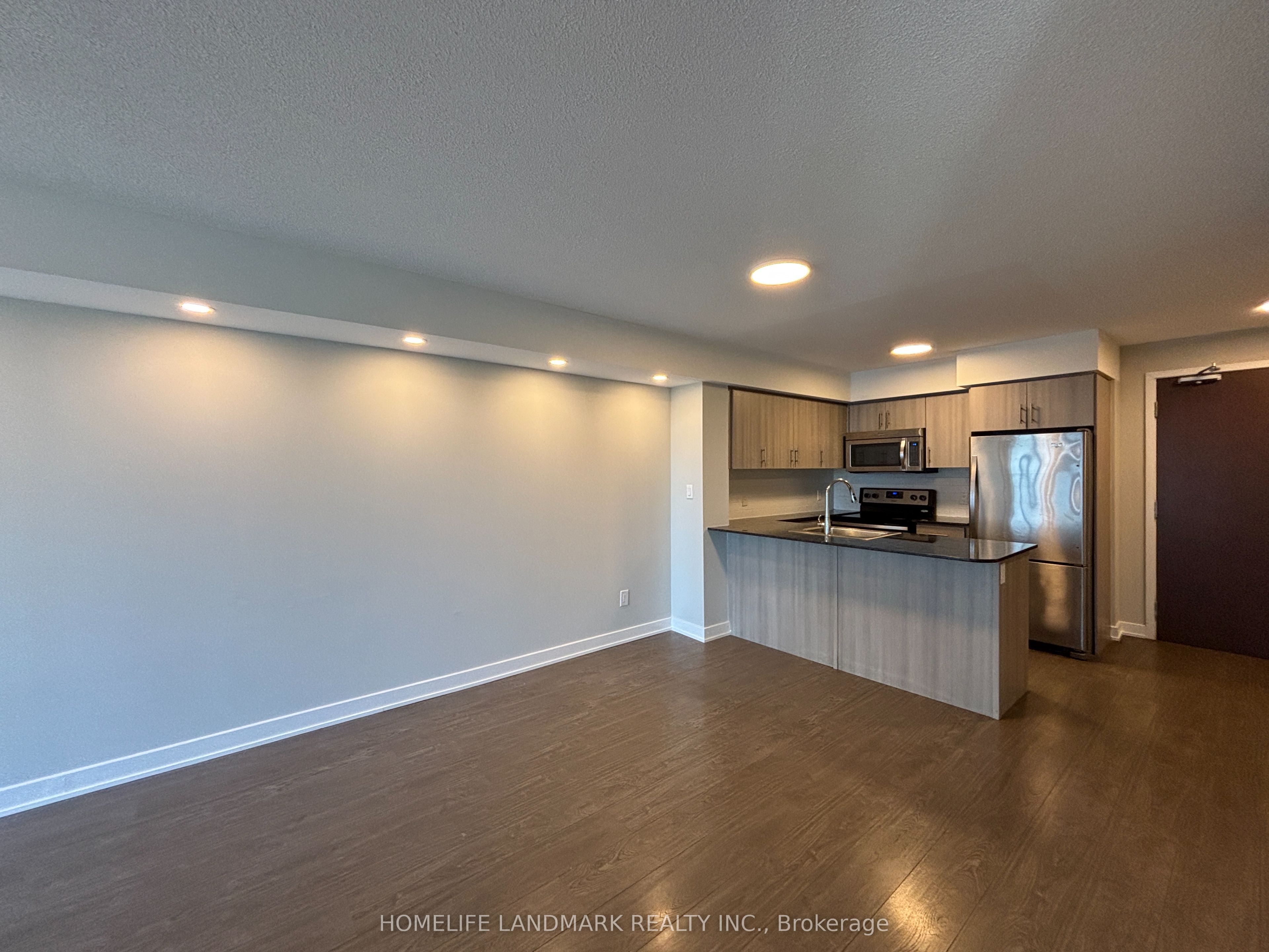 185 Bonis Avenue, #1014