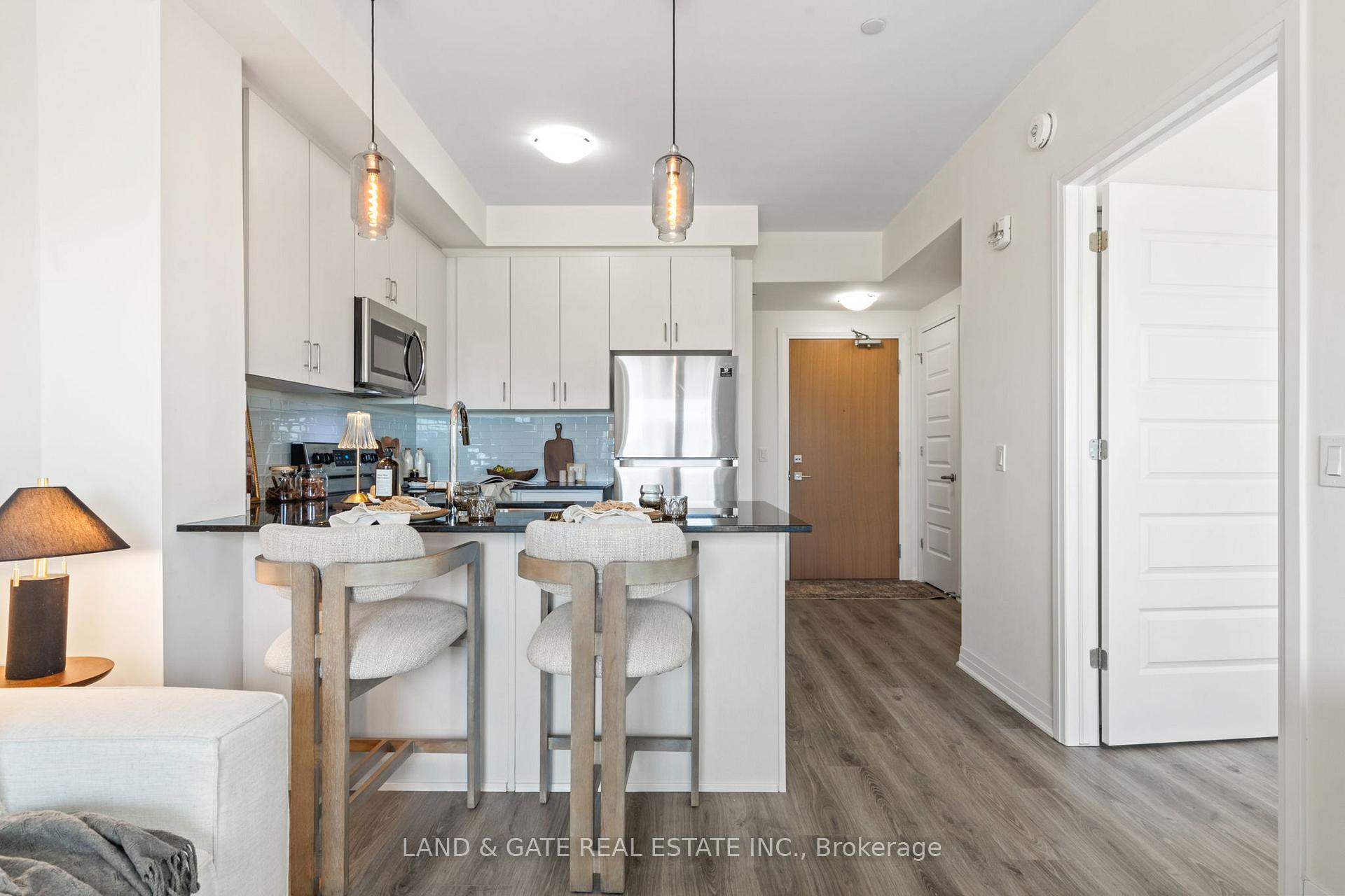 1 Bedroom Condo at 128 Grovewood, Oakville For sale