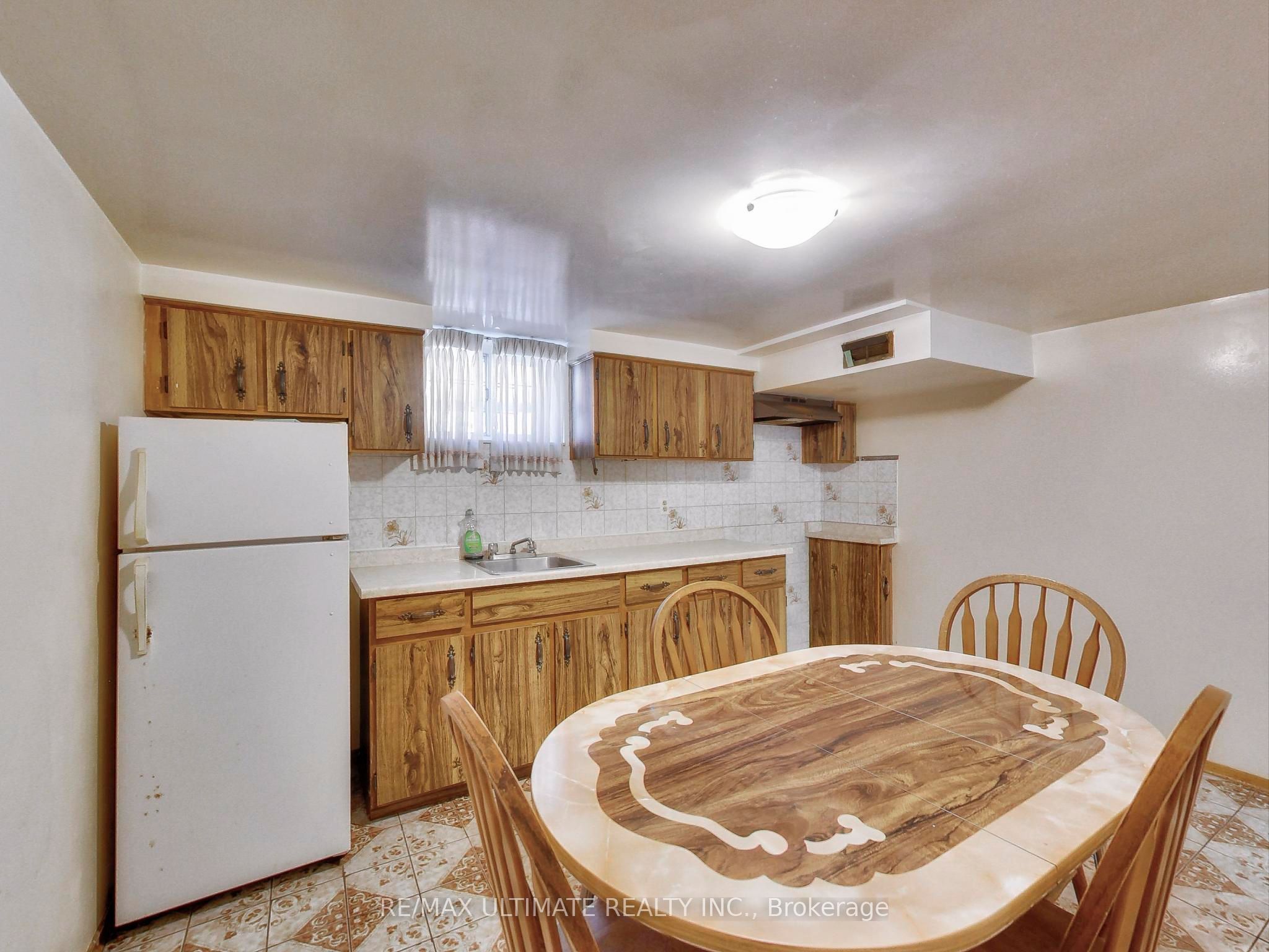 133 Canlish Road