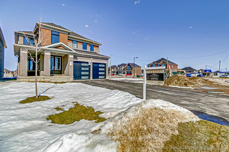 4 Bluebird Boulevard, Adjala-Tosorontio, ON L0G 1W0