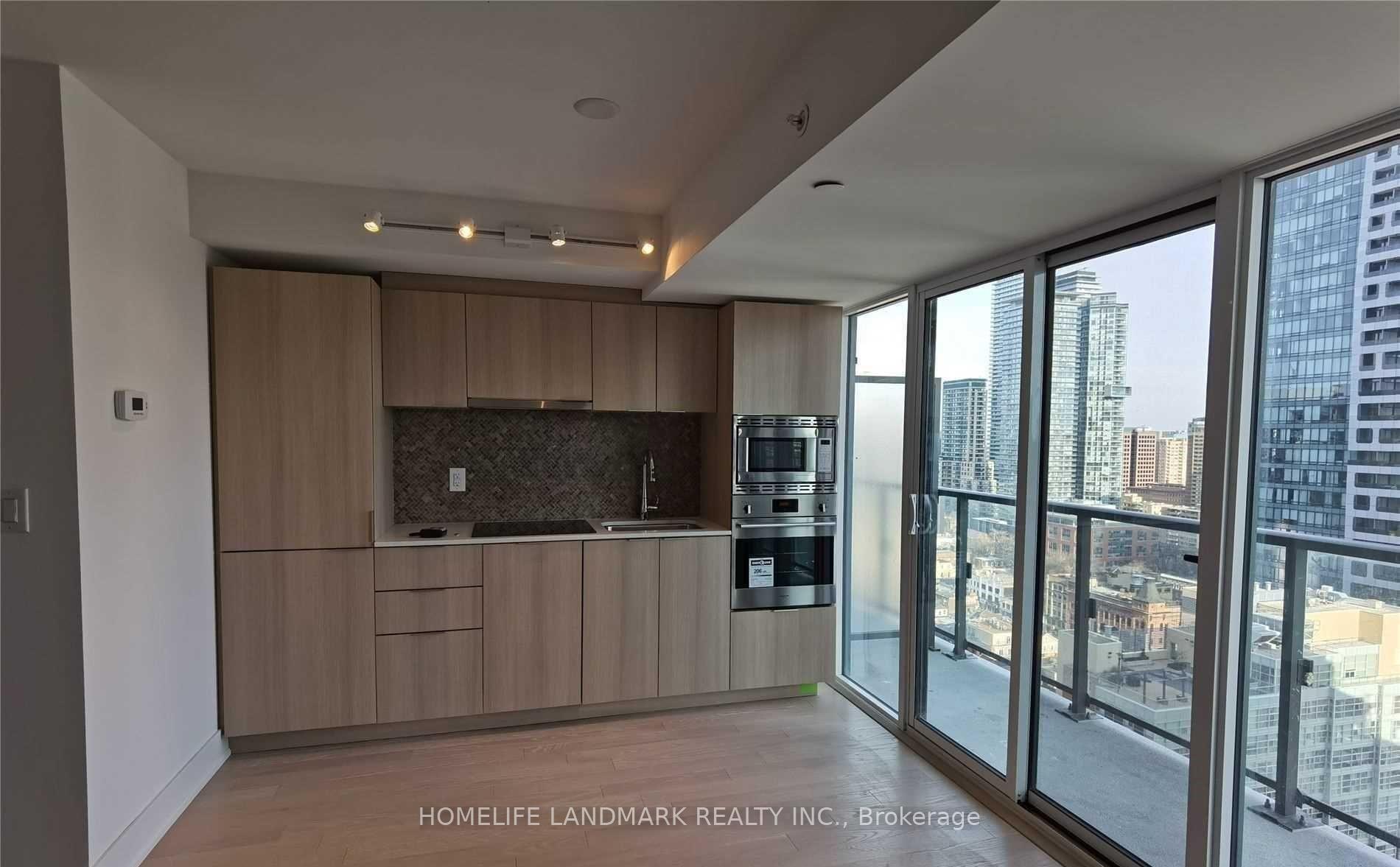 2 Bedrooms Condo at 955 Bay, Toronto For sale
