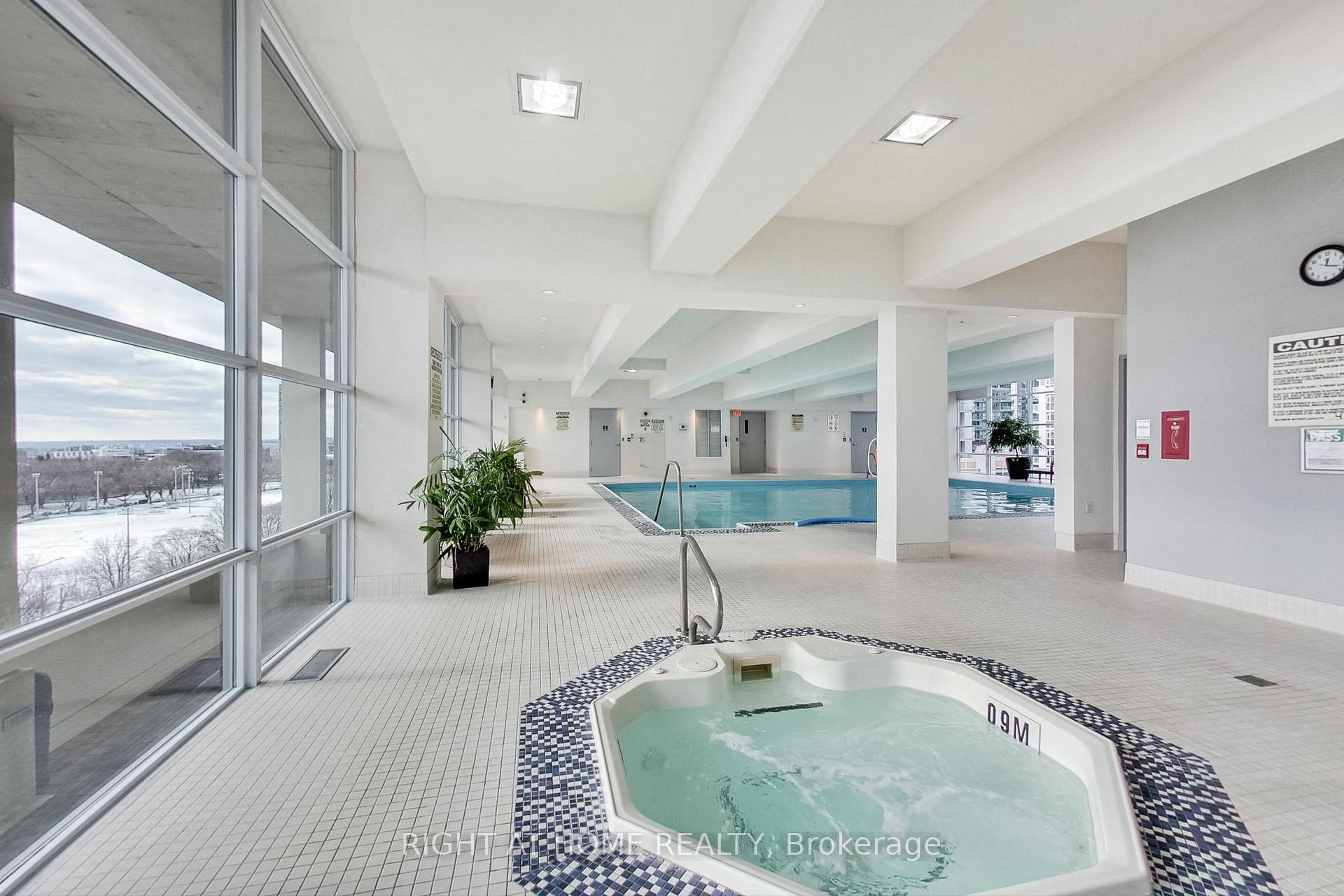 2 Bedrooms Condo at 628 Fleet, Toronto For sale