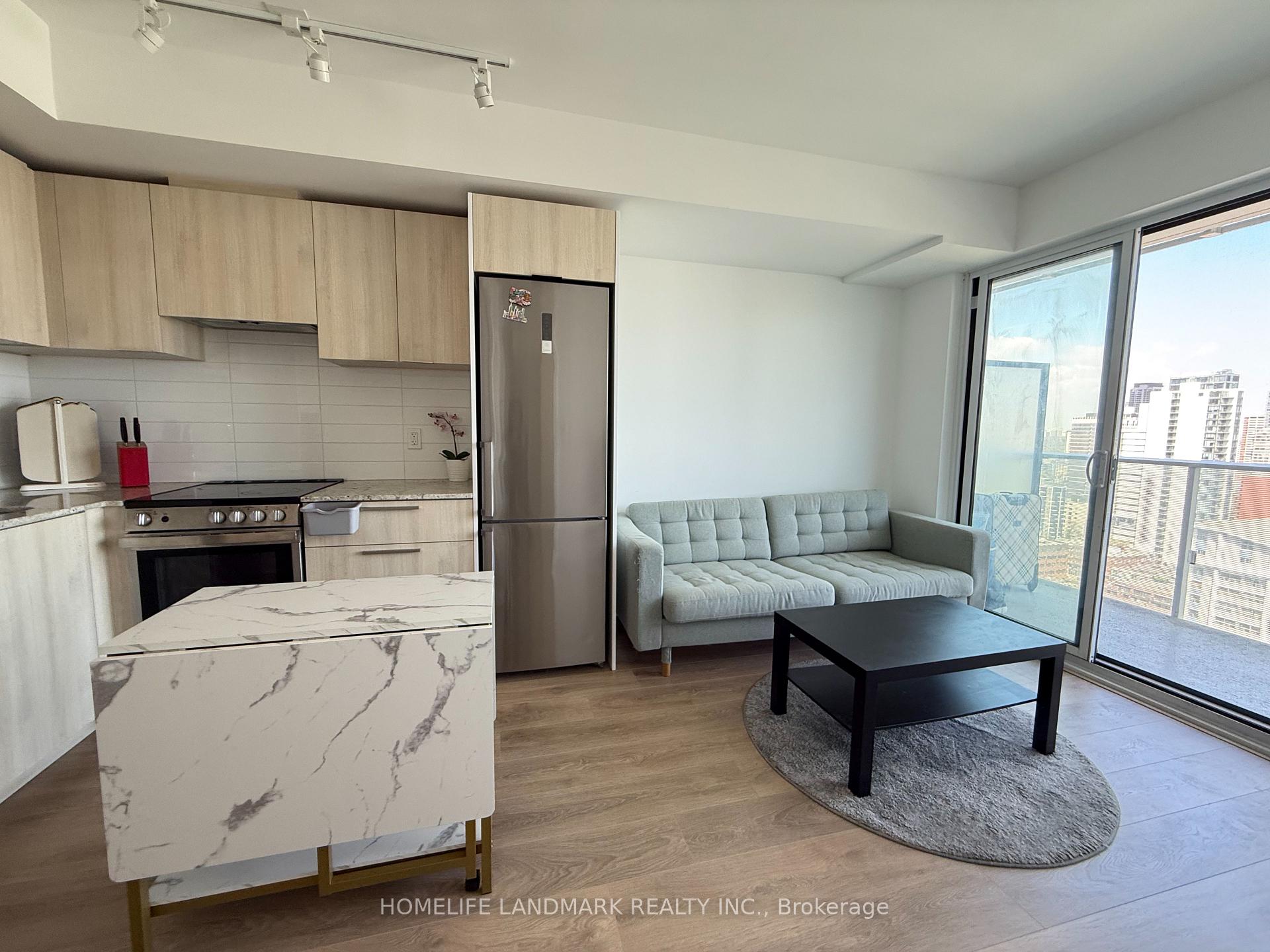 2 Bedrooms Condo at 501 Yonge, Toronto For sale