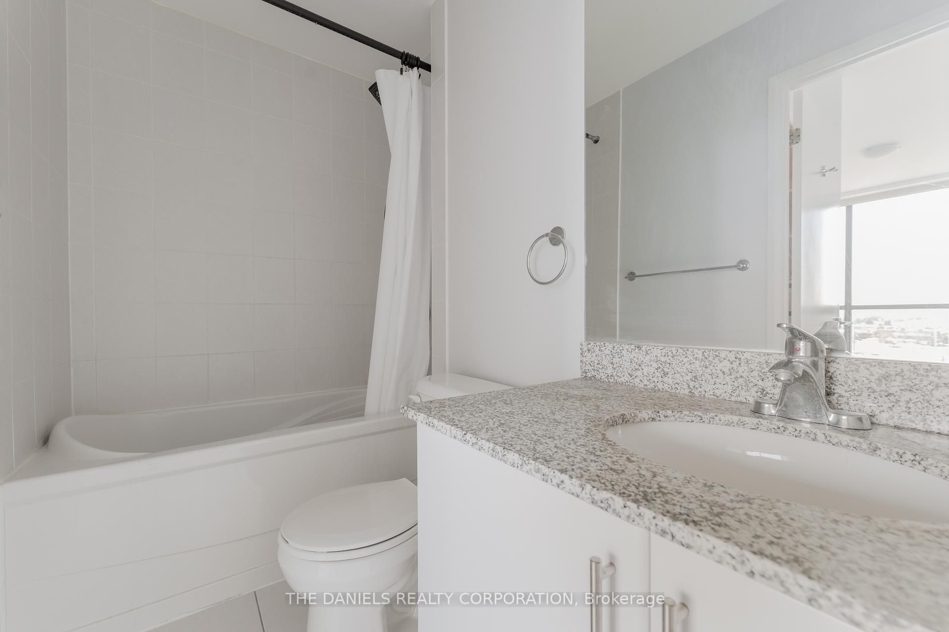 2 Bedrooms Condo at 2900 Highway 7, Vaughan For sale