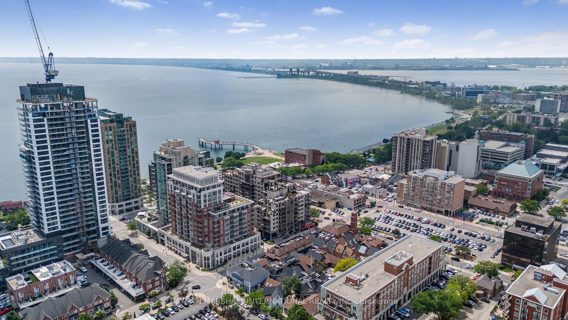 2 Bedrooms Condo at 360 Pearl, Burlington For sale