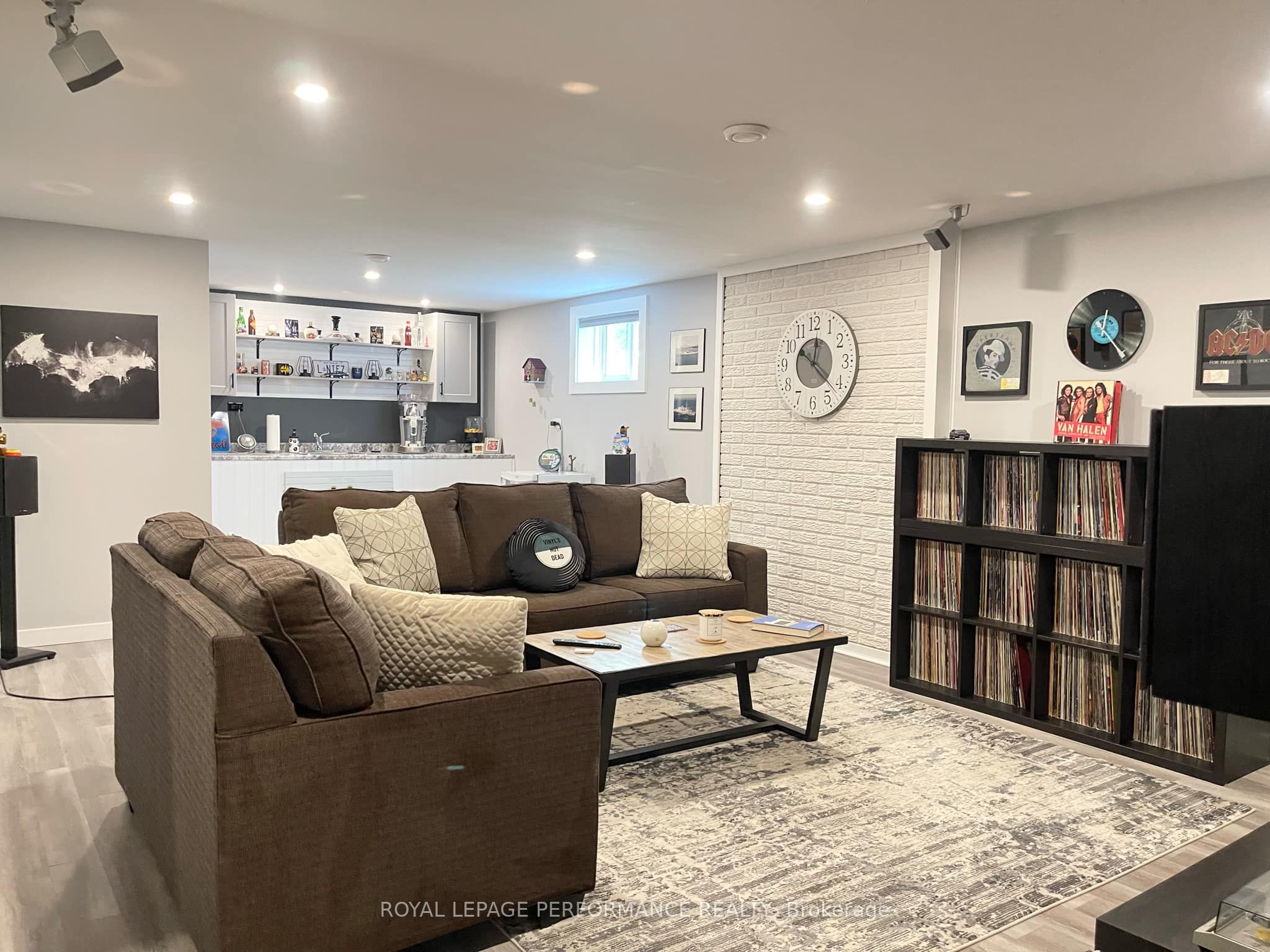 1006 Edythe Avenue
