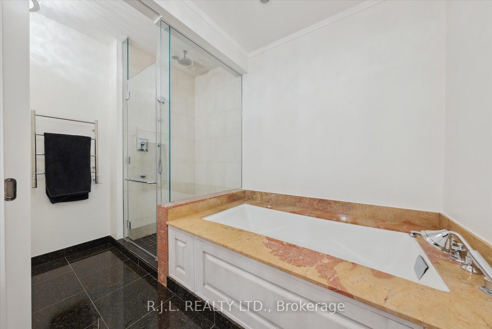 1 Bedroom Condo at 183 Wellington, Toronto For sale
