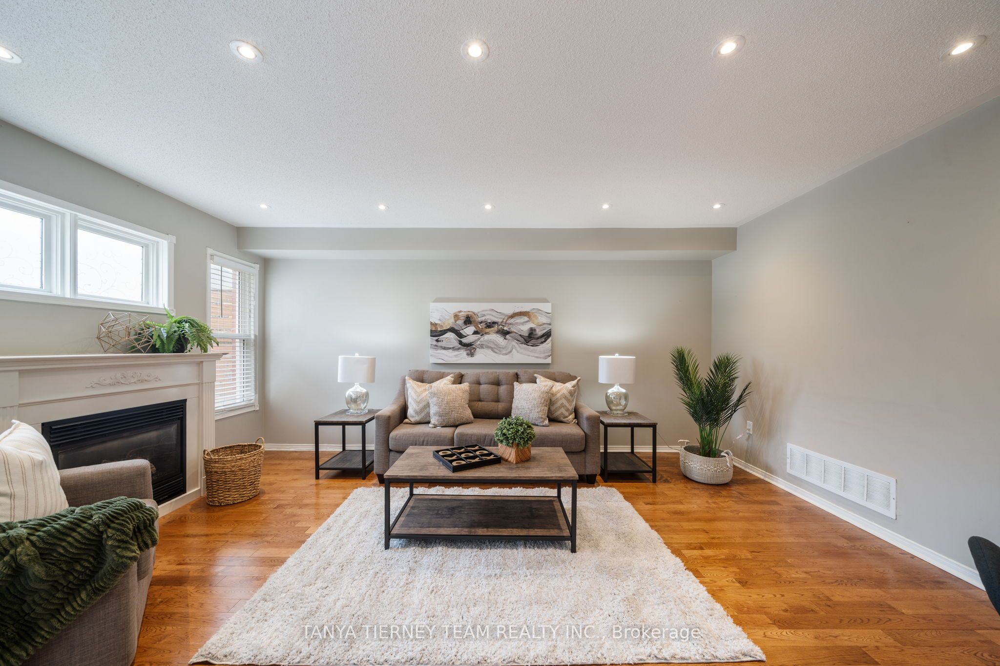 38 Wells Crescent
