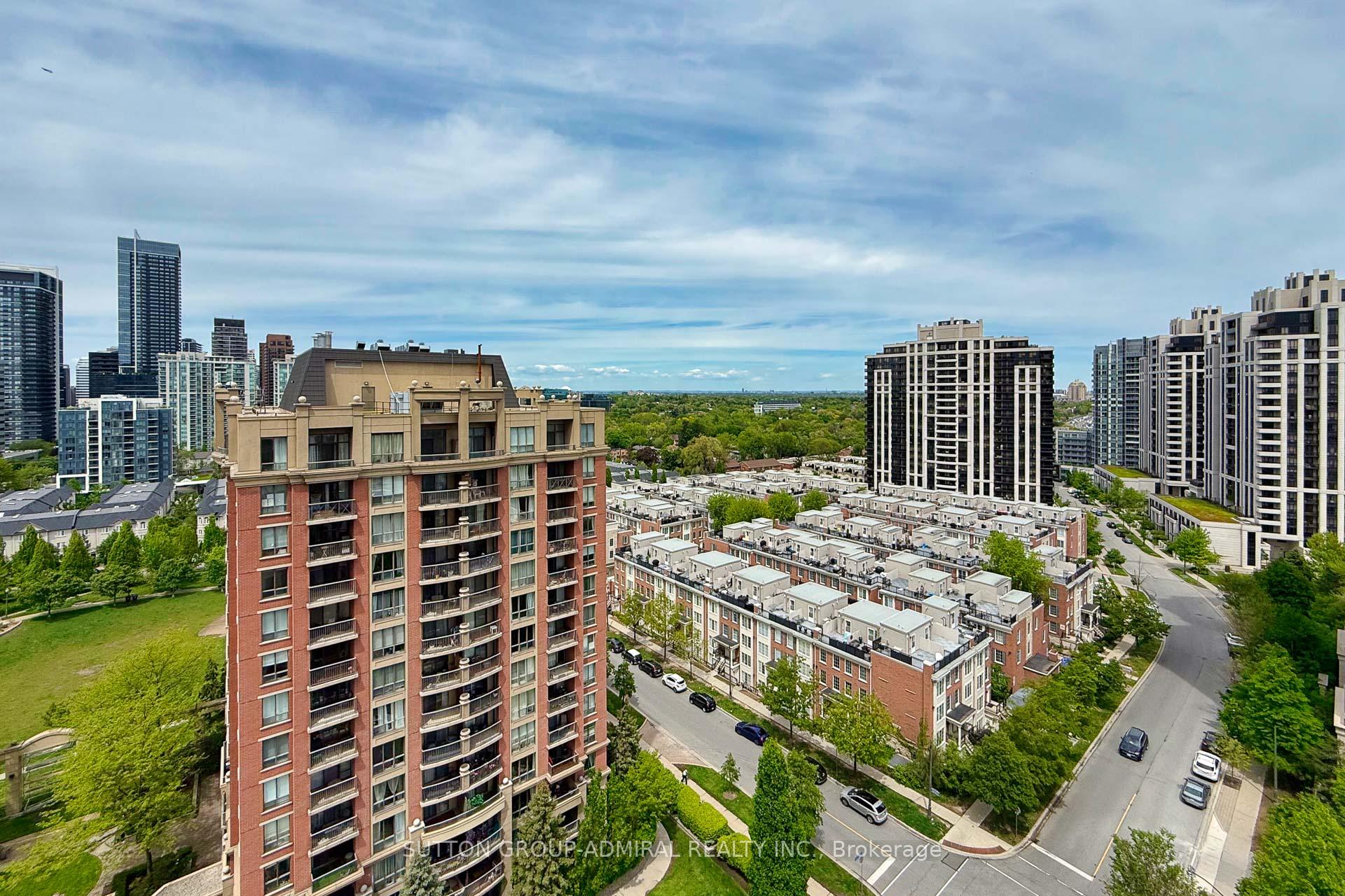 2 Bedrooms Condo at 78 Harrison Garden, Toronto For sale