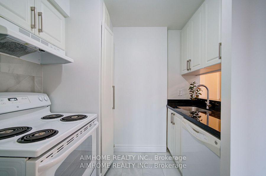 1 Bedroom Condo at 1055 Bay, Toronto For sale