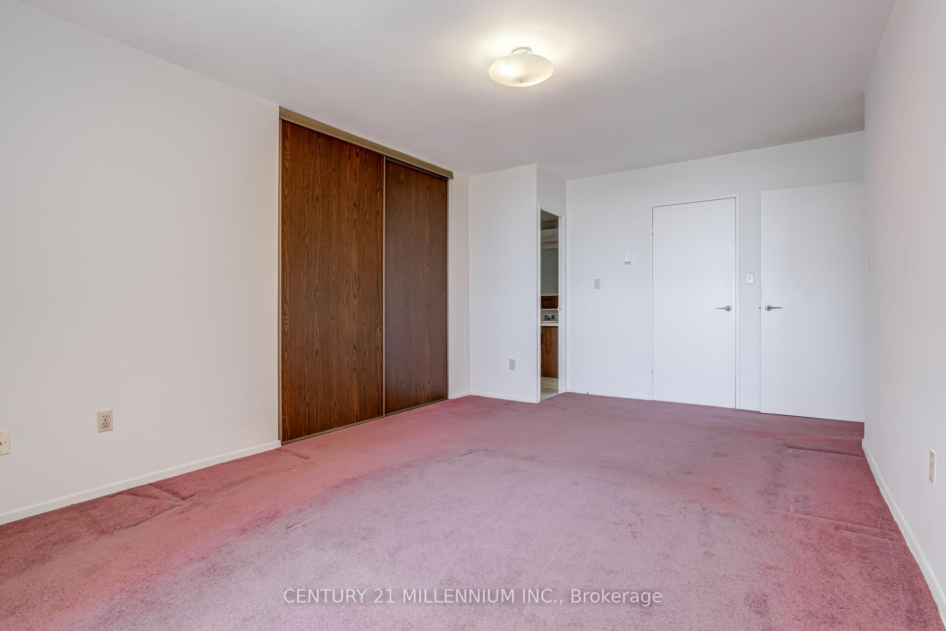 3 Bedrooms Condo at 5 Massey, Toronto For sale