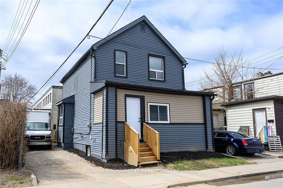31 GREENAWAY