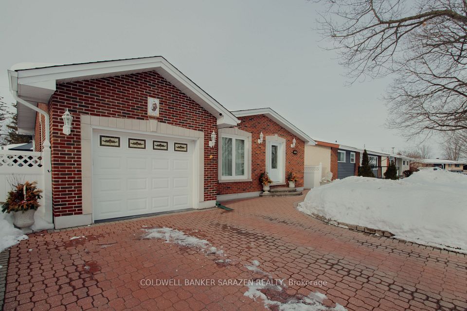 2435 Heaton