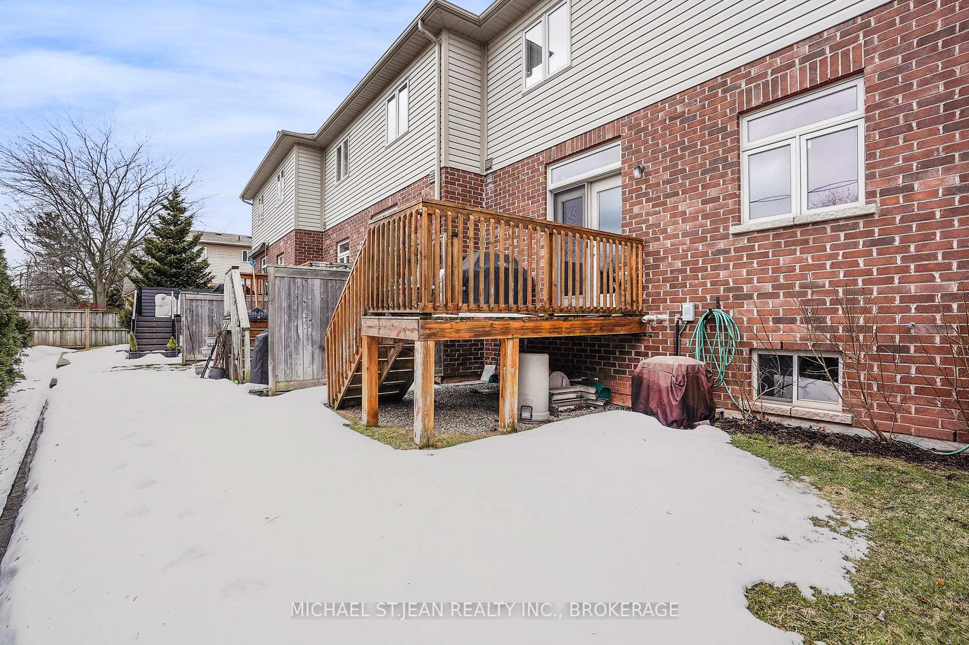 3 Bedrooms Condo at 5056 New,  Burlington For sale