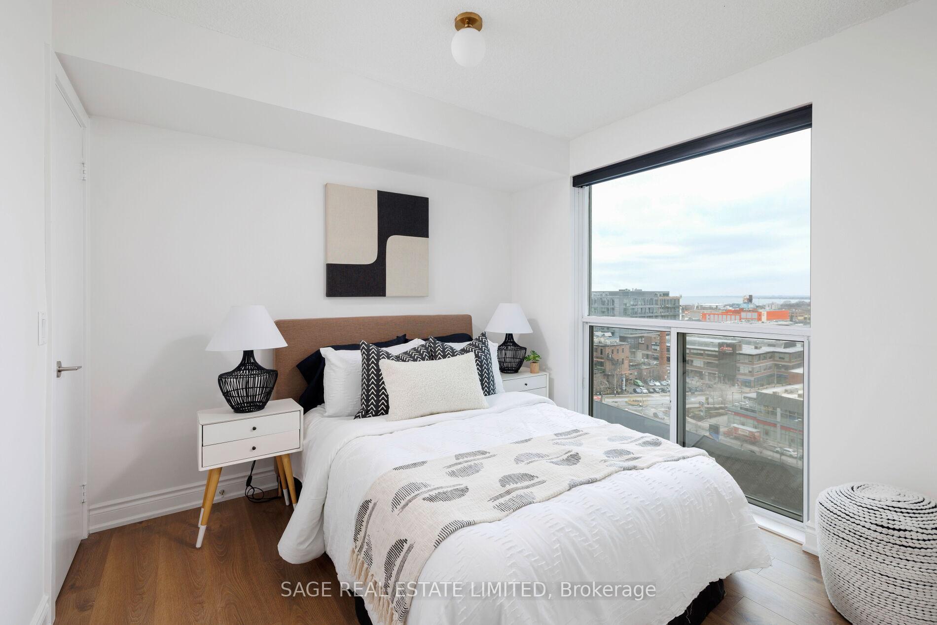 2 Bedrooms Condo at 100 Western Battery, Toronto For sale