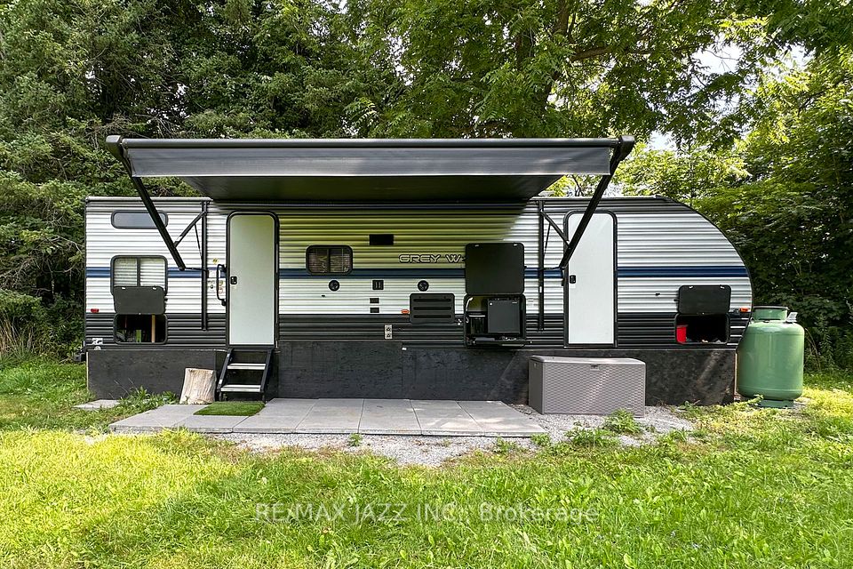 650 Lakeridge