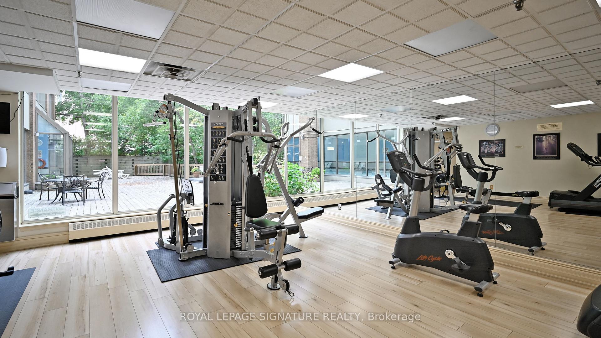 2 Bedrooms Condo at 3605 Kariya, Mississauga For sale