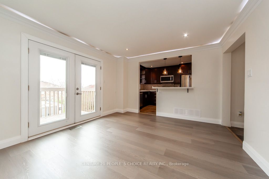 35 Fernbank Place