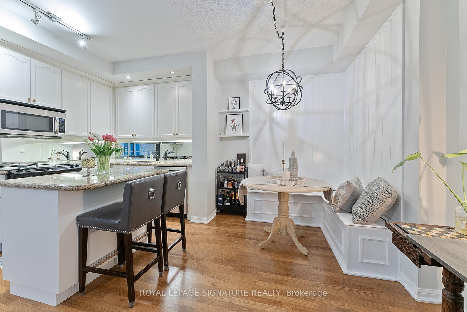 1 Bedroom Condo at 628 Fleet, Toronto For sale