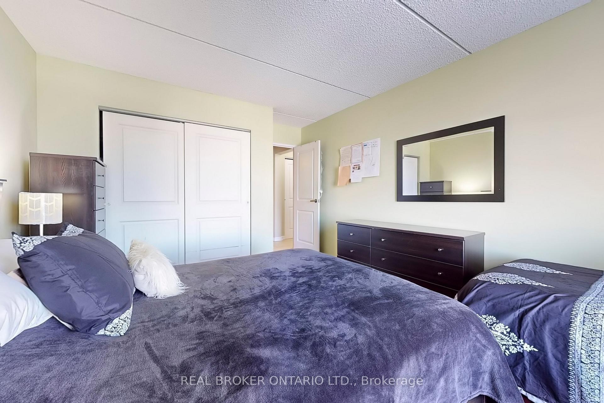 1 Bedroom Condo at 2 GLAMORGAN, Toronto For sale