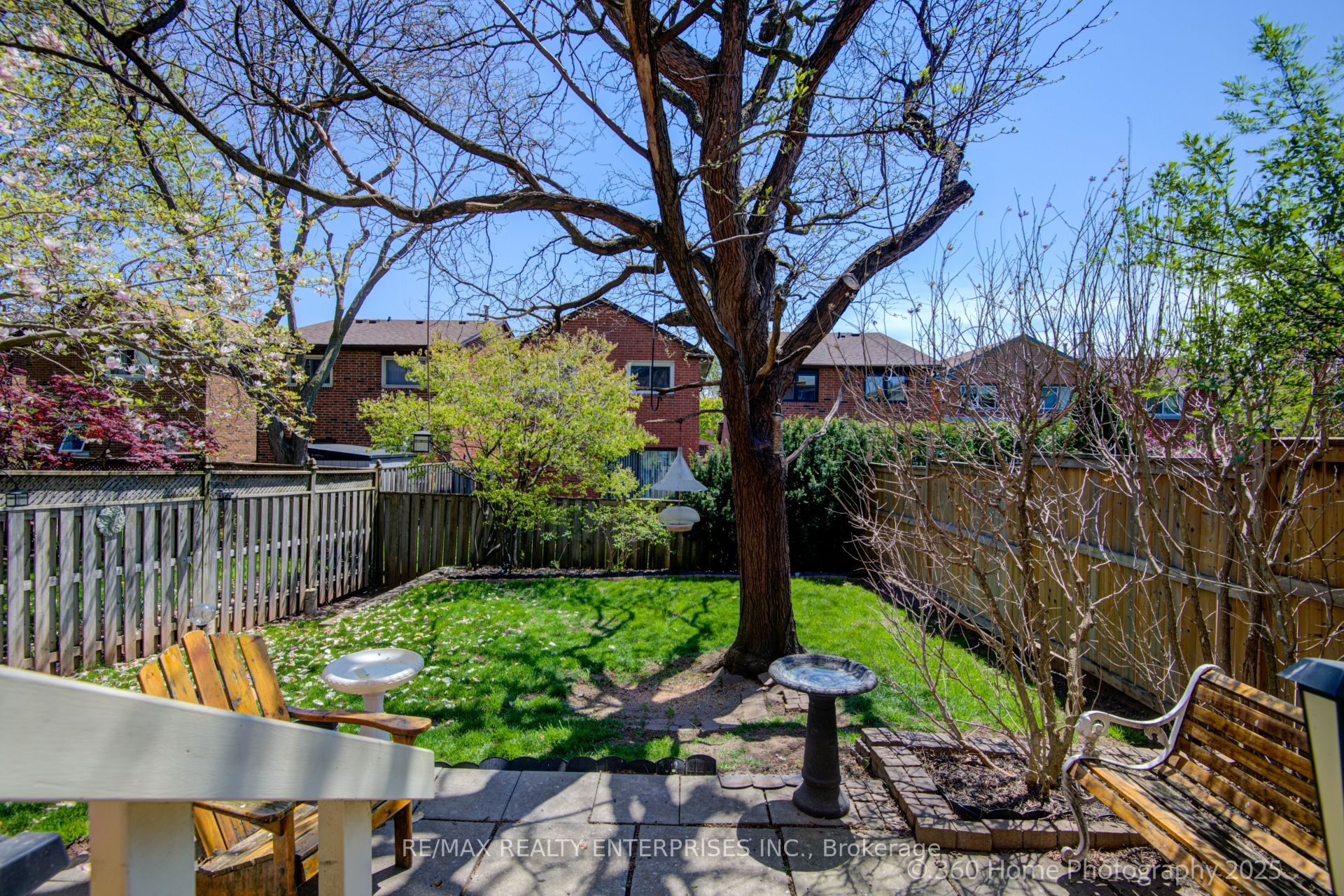 4425 Sawmill Valley Drive