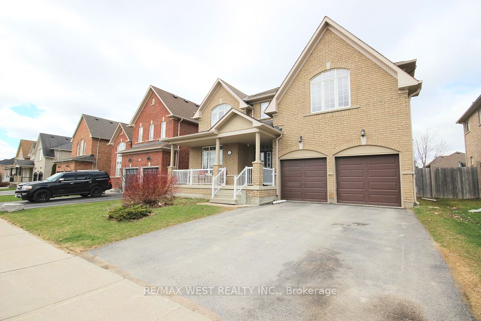 152 The Queensway