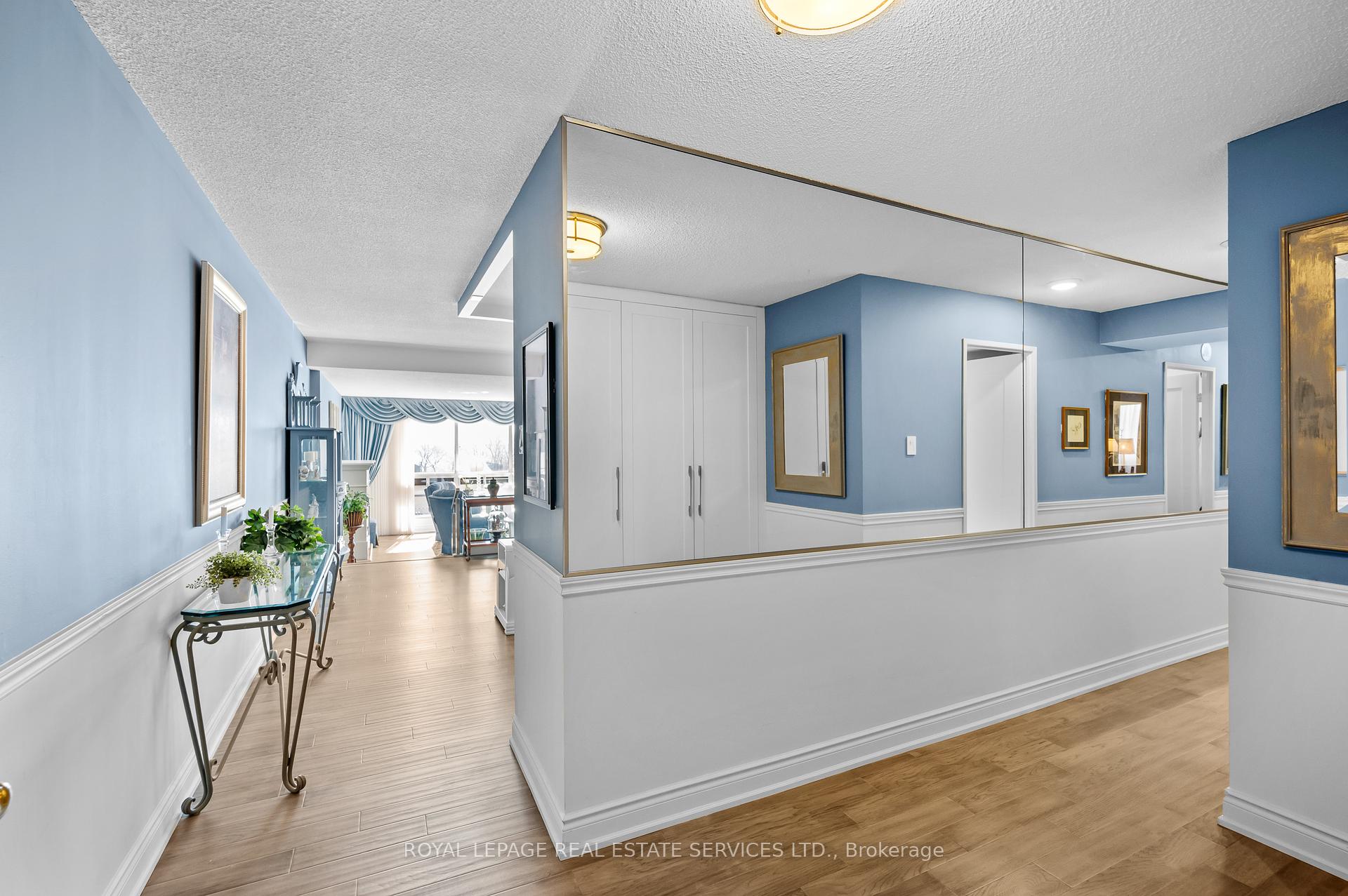 2 Bedrooms Condo at 2185 Marine,  Oakville For sale