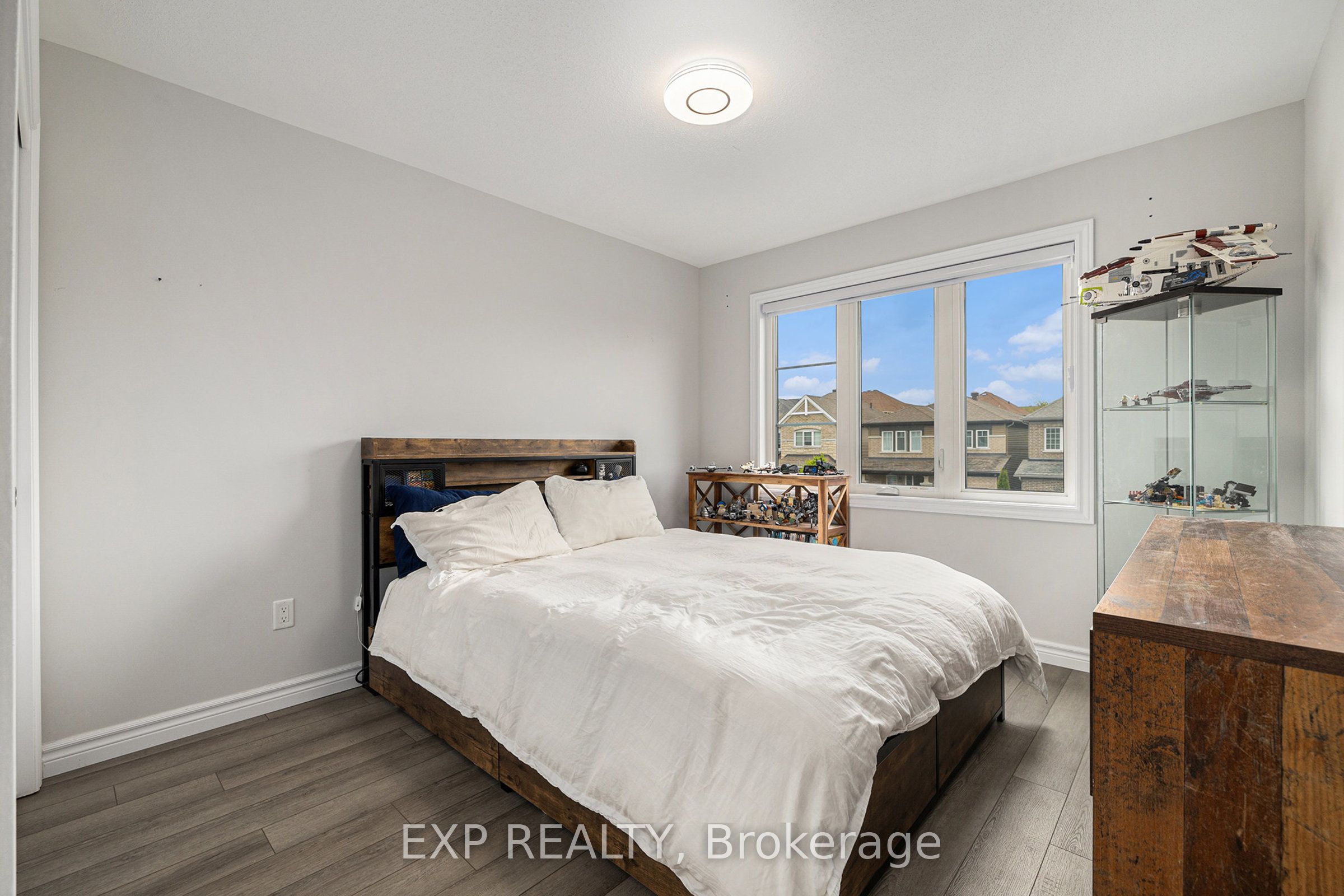 606 Geranium Walk