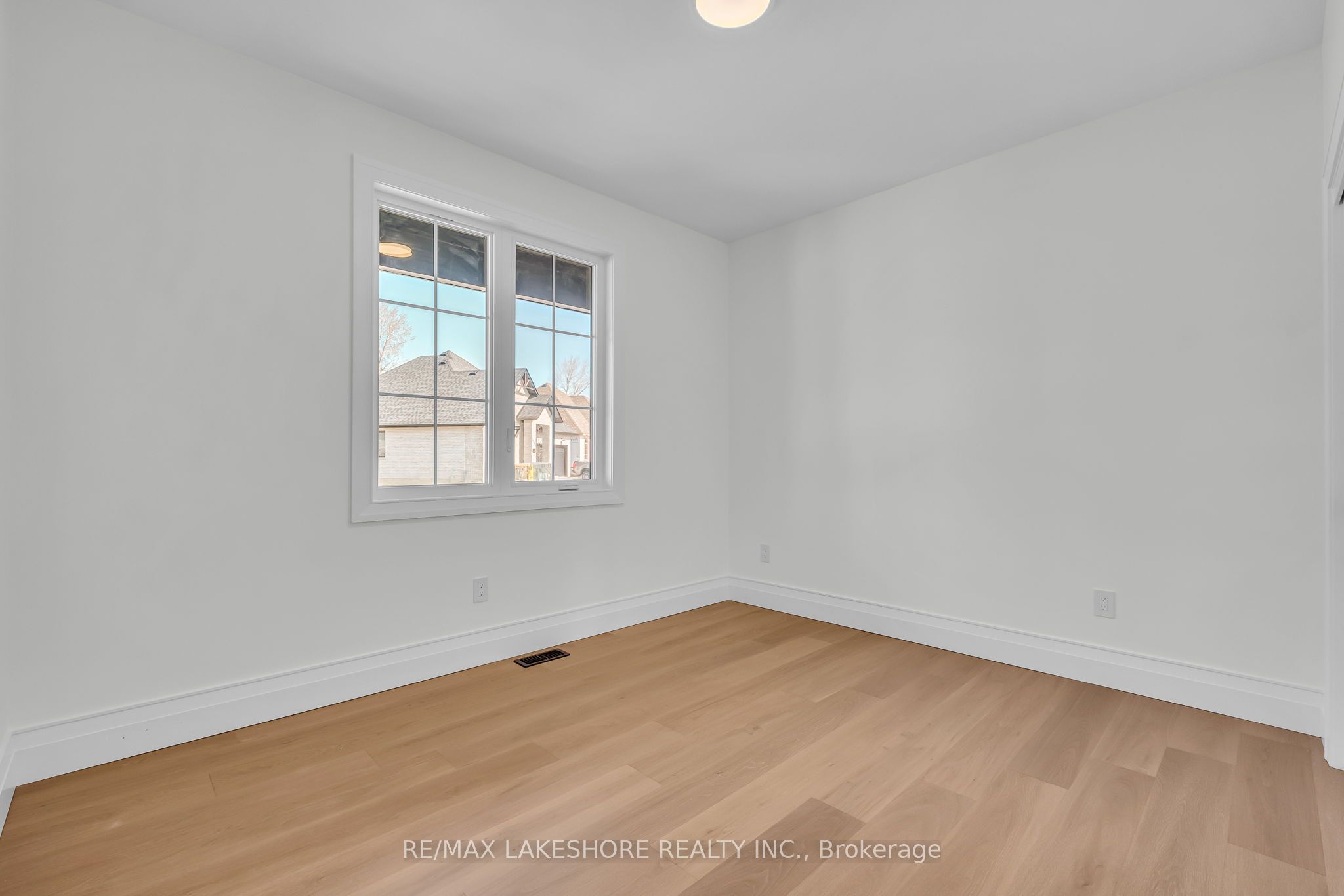 20-1000 D'ARCY Street