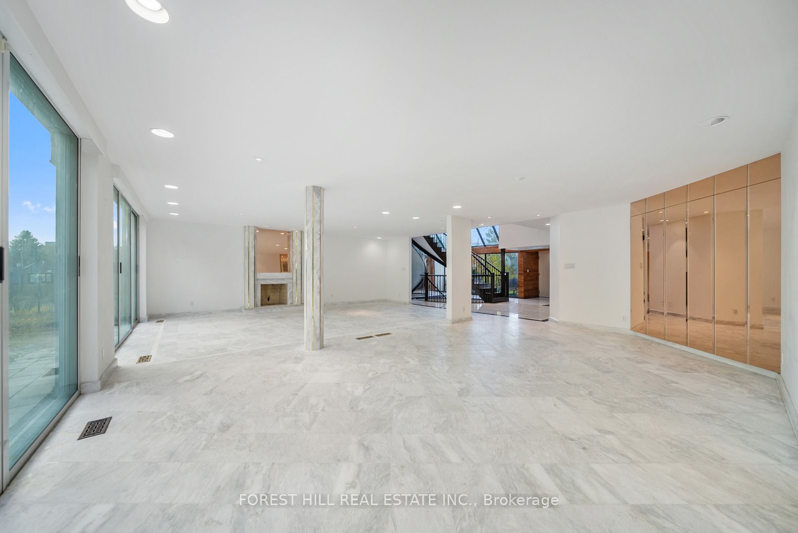 1 Caldy Court