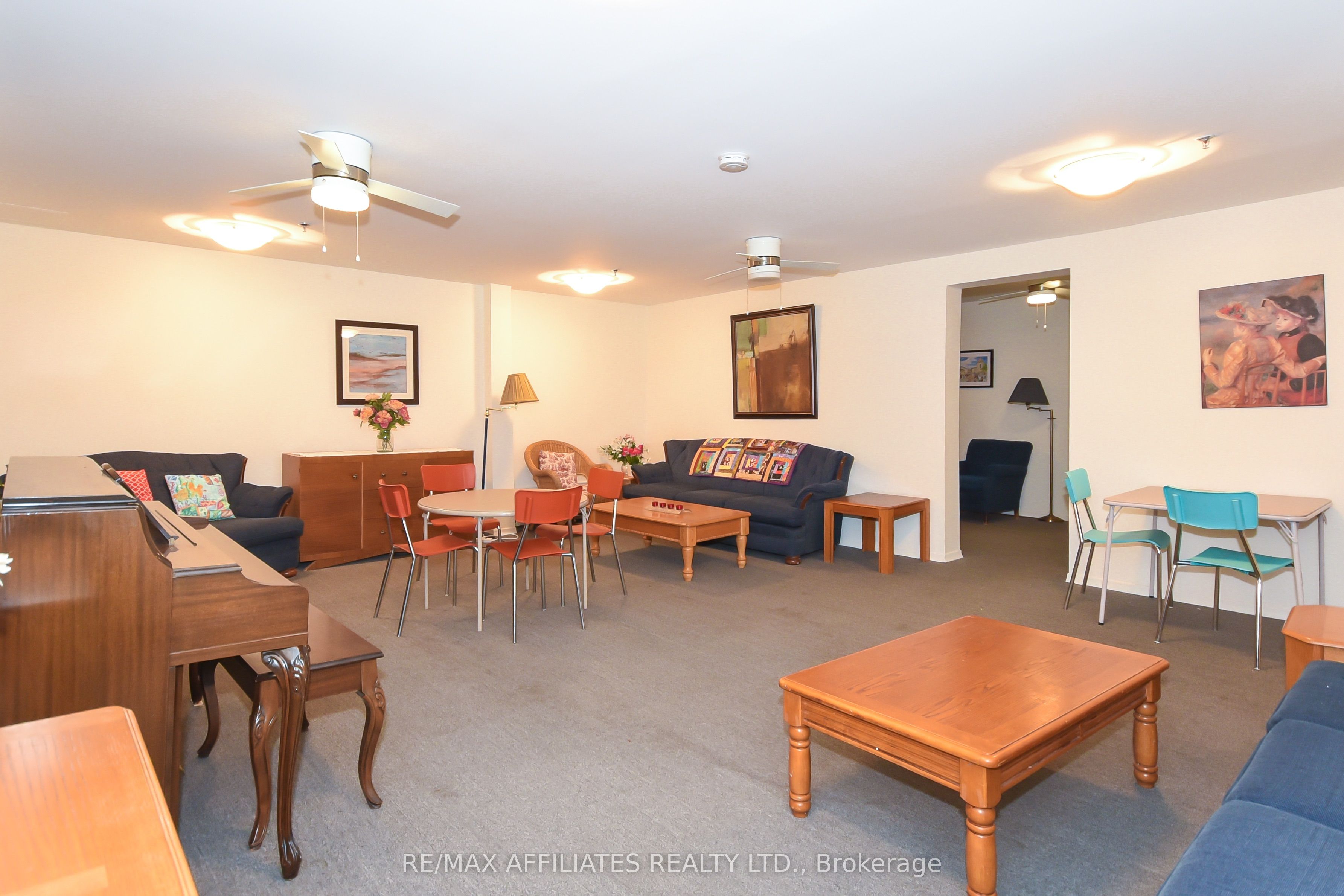 2400 Virginia Drive W, #305