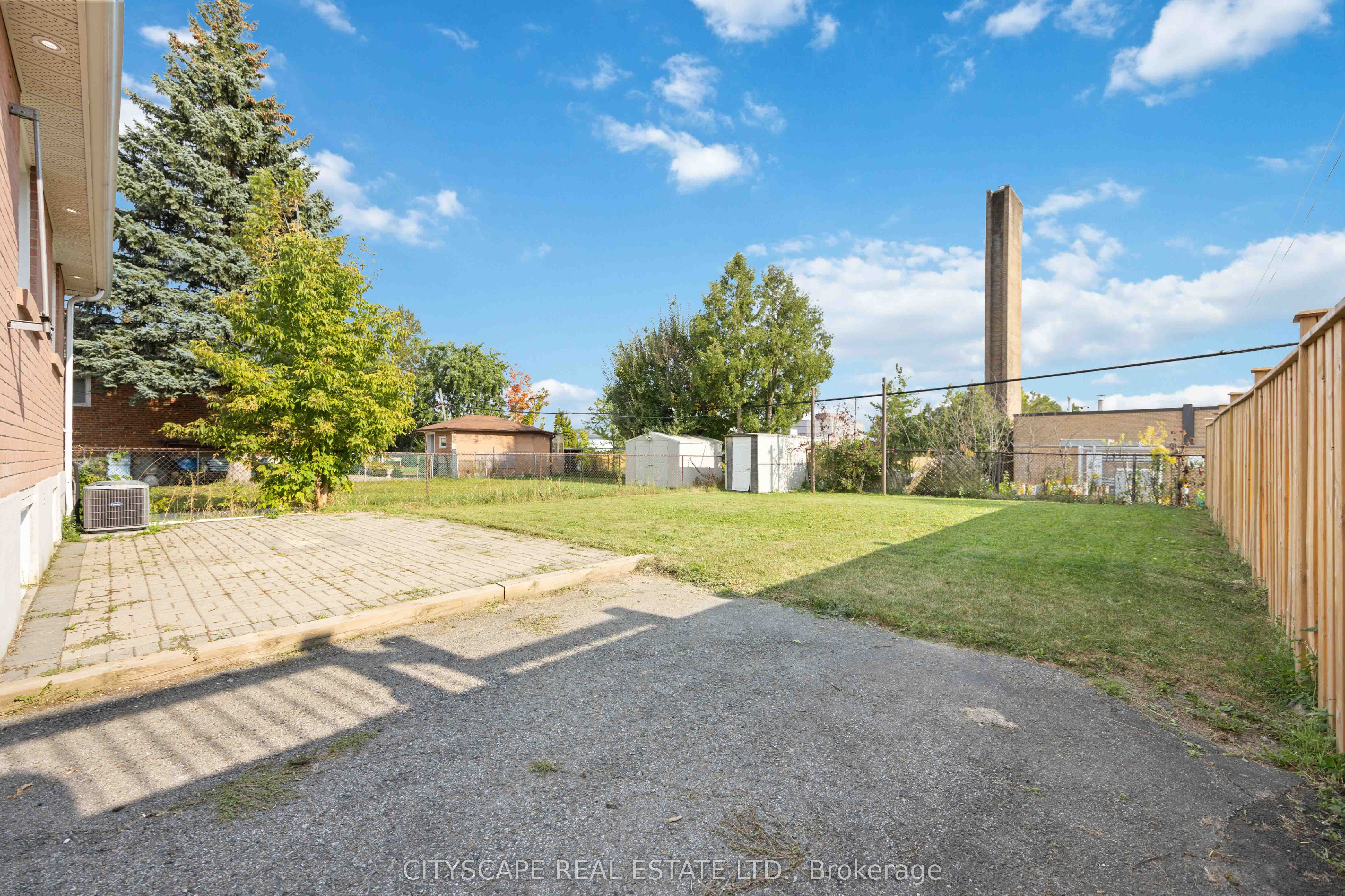 39 Bentworth Avenue