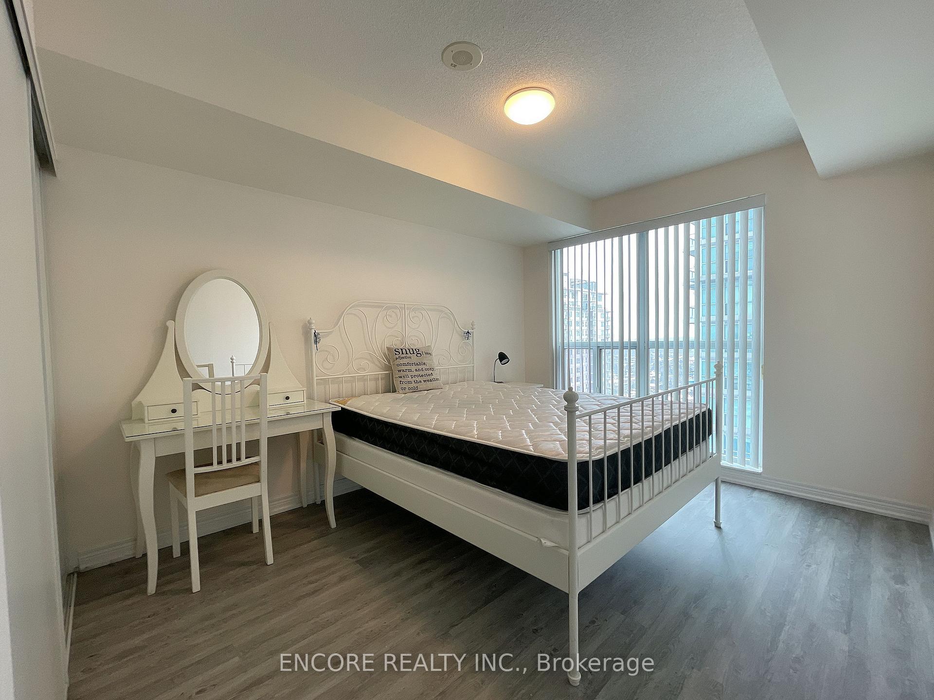 2 Bedrooms Condo at 70 Town Centre, Toronto For sale