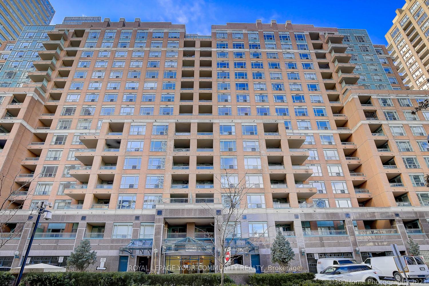 2 Bedrooms Condo at 889 Bay, Toronto For sale