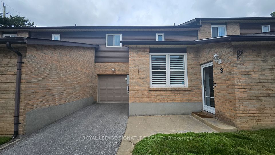 #3 - 1605 Charles bedroom 1 Street, Whitby, ON L1N 1C1